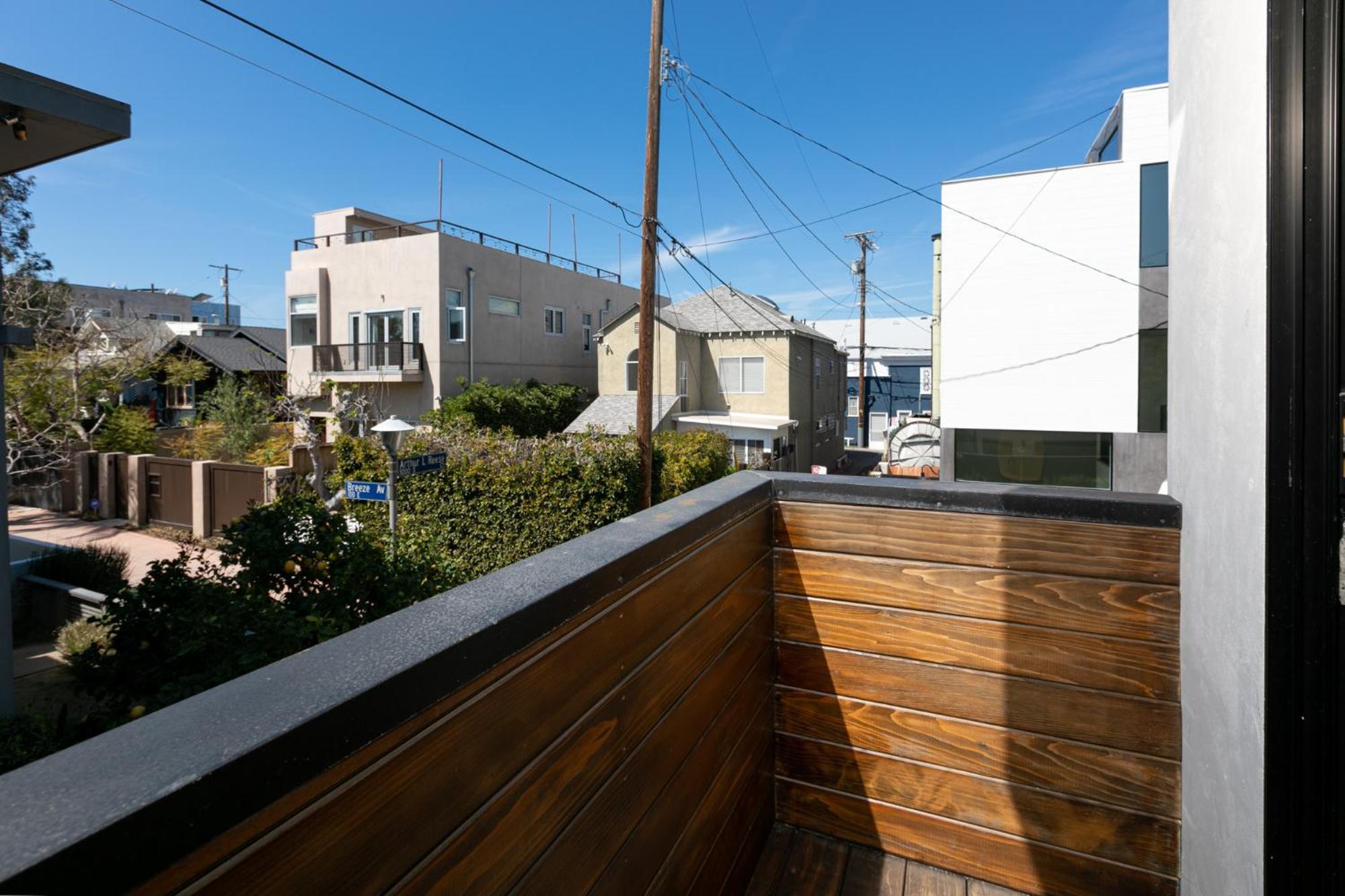 Venice Beach Studio With Large Private Patio Steps To The Beach Los Angeles Exterior foto